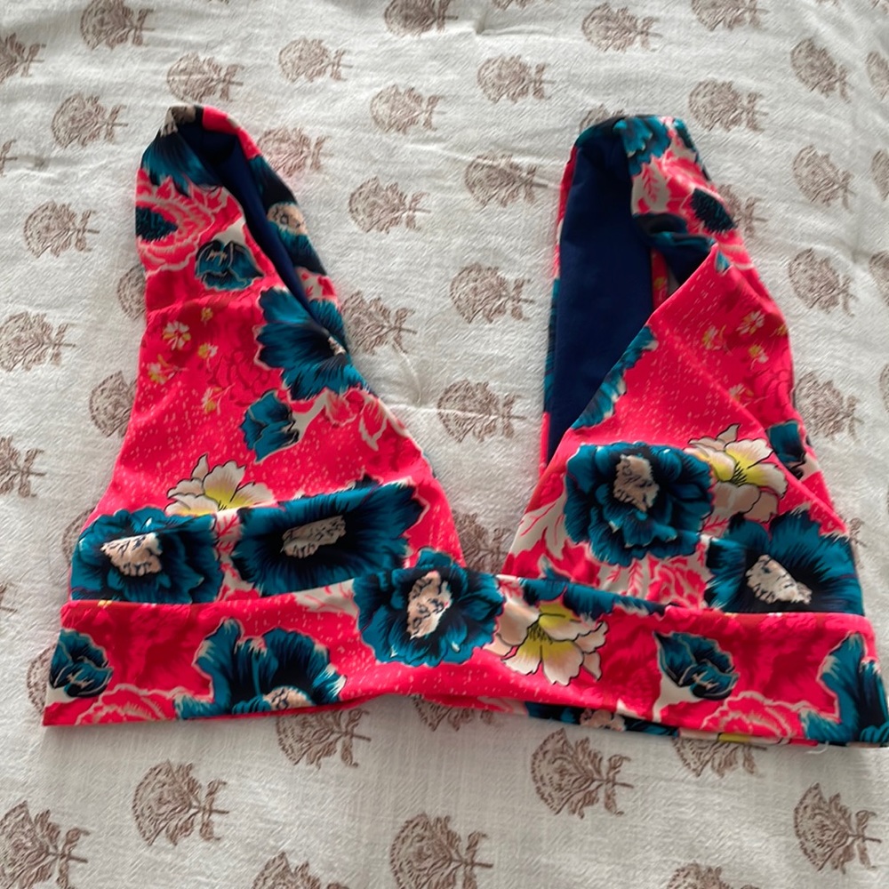 Billabong top